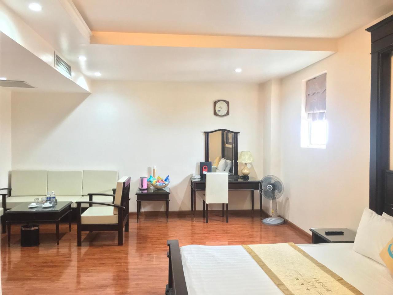 Lakeside 2 Hotel Nam Dinh Nhu Thuc Εξωτερικό φωτογραφία